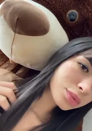 68735
