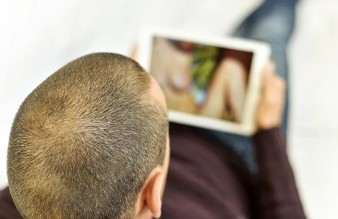 Qué es la adicción a la pornografía