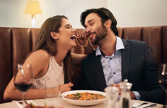 Habilidades de comunicación efectiva para destacar como escort