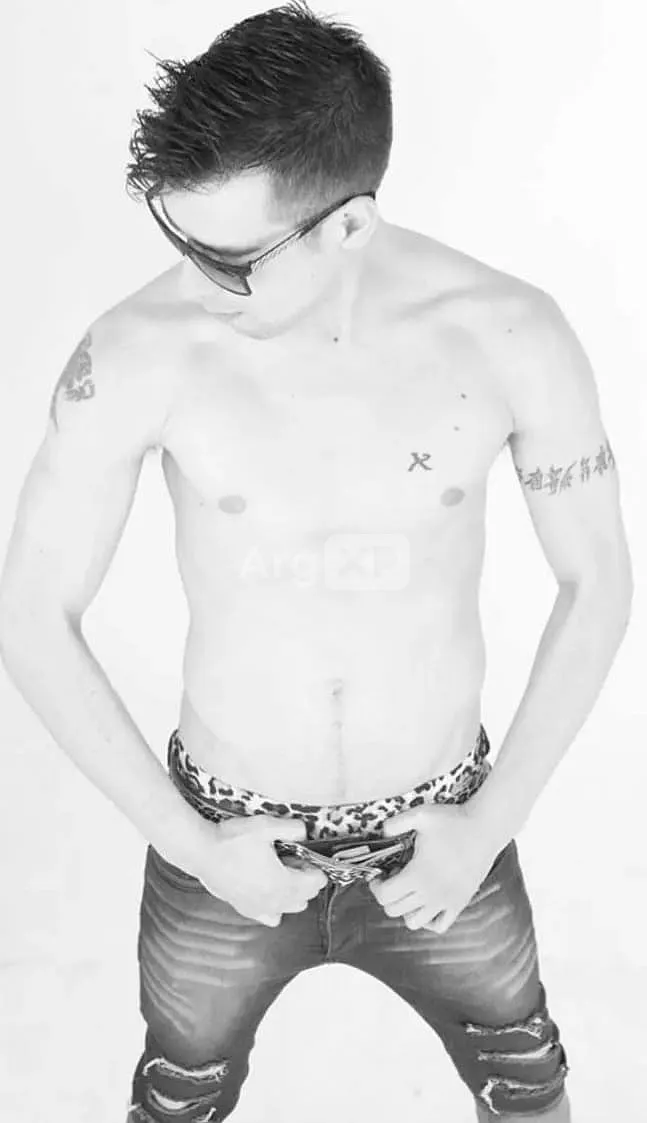 Dani TarotHot