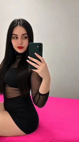 Alaia Fernandez image