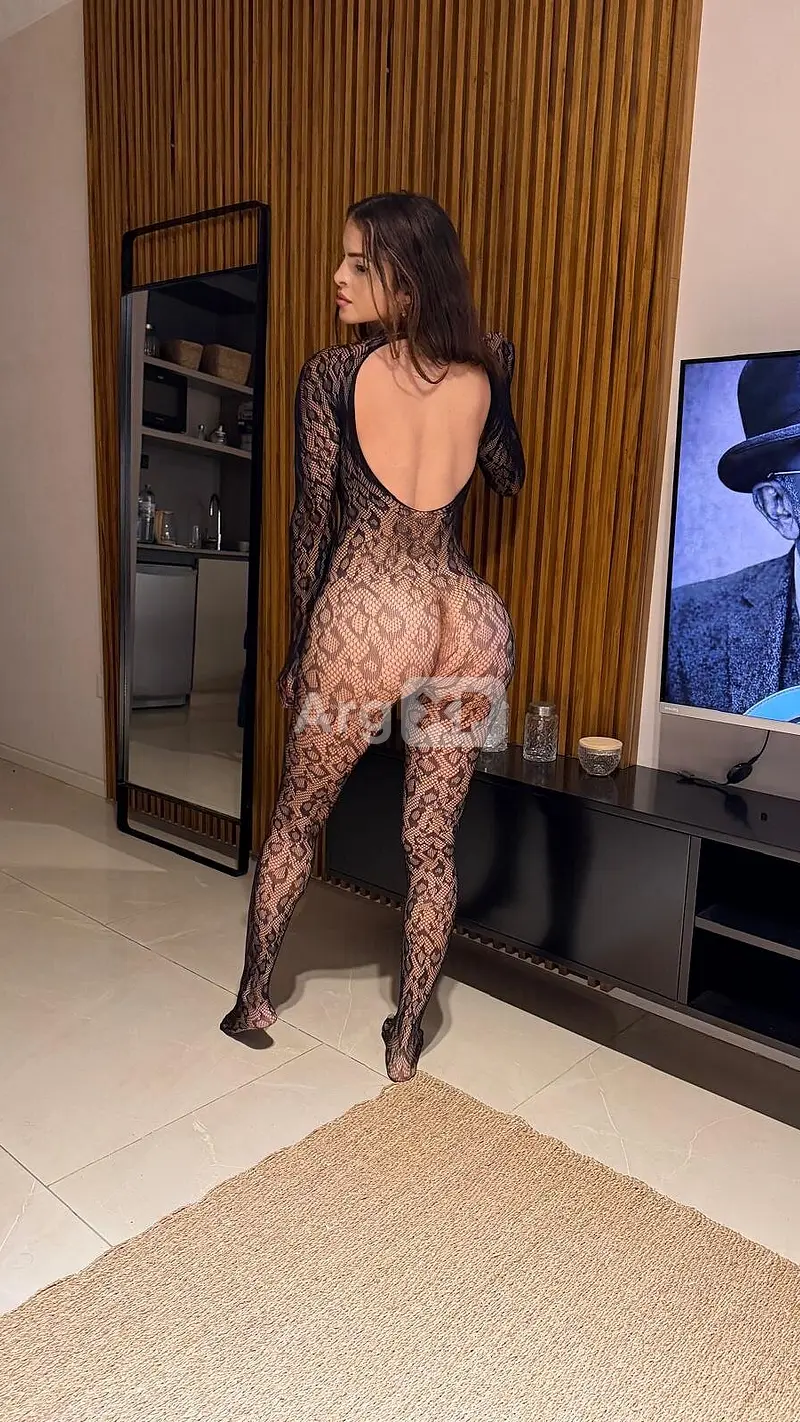Naomicam