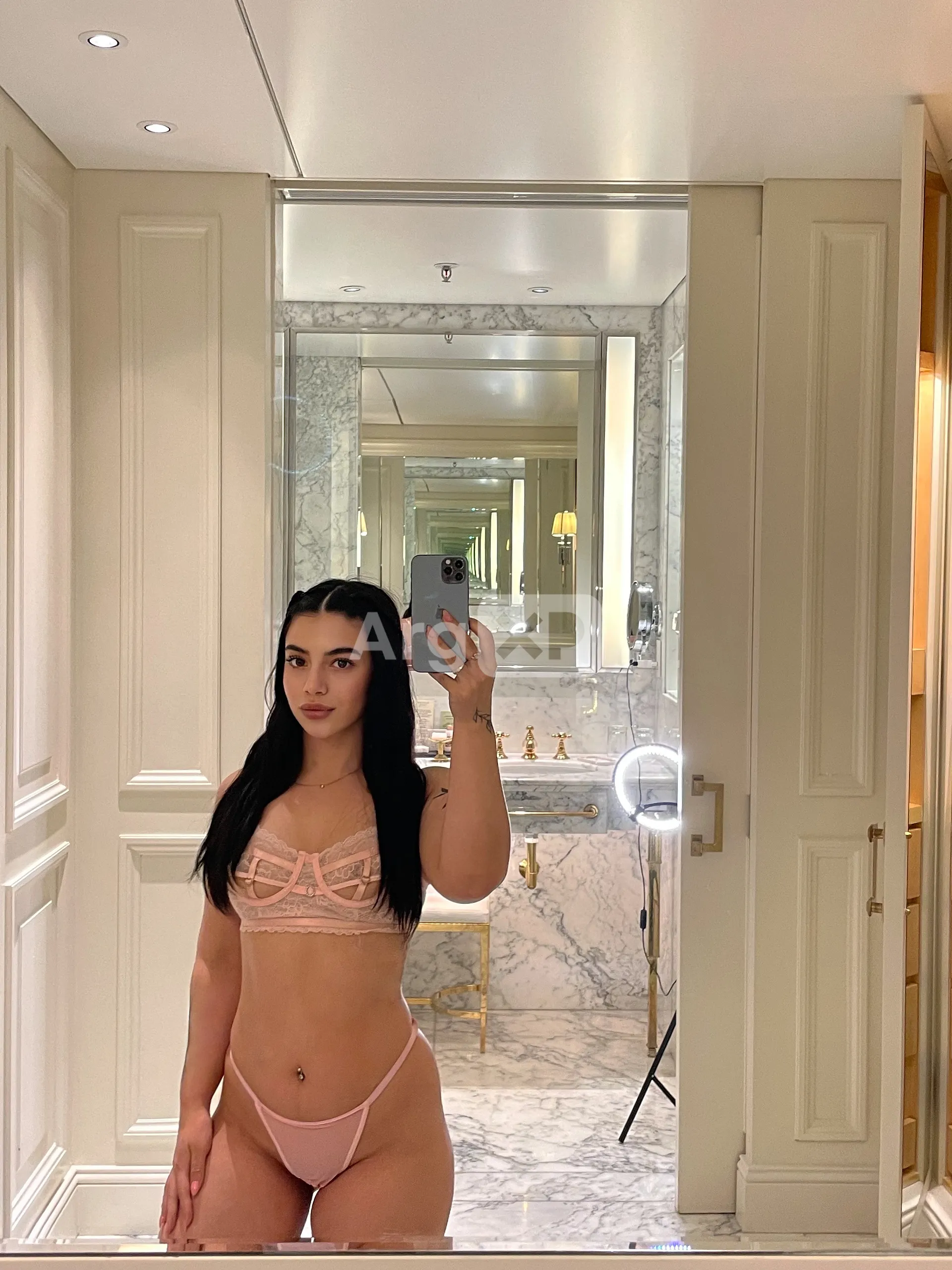 Clara X
