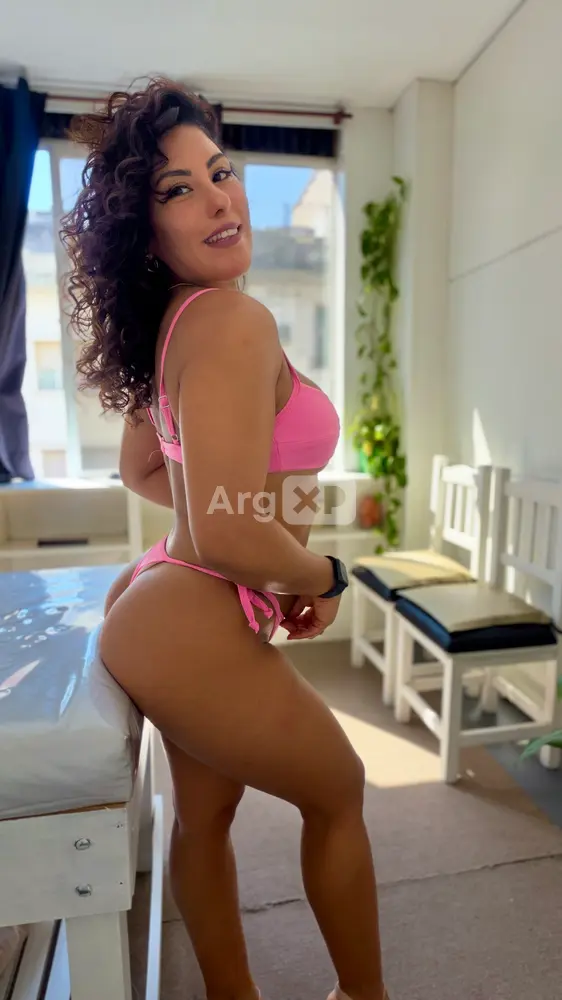 Miss Curly