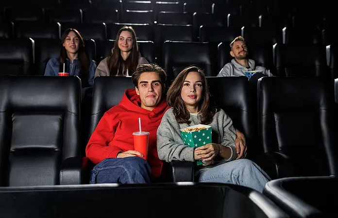 Consejos para disfrutar del sexo en el cine con una escort