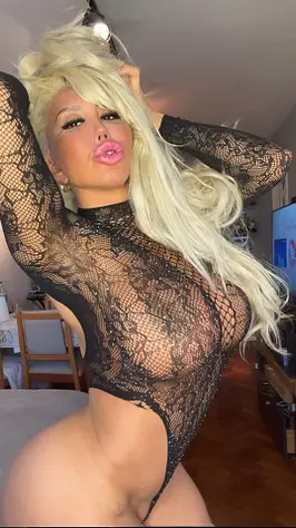 Pamela Smith image