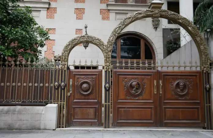 La casa Redonda - una gran mansión