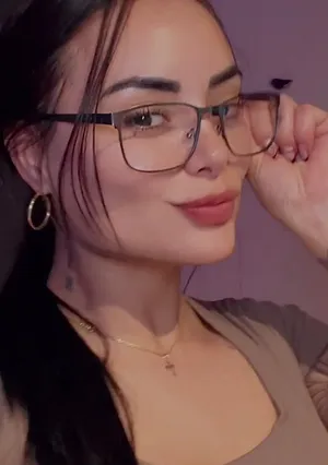 122052